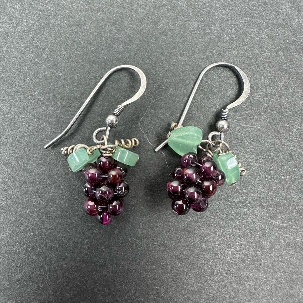 Boutique hand-made silver purple glass grapes earrings fish hook backs‎ new